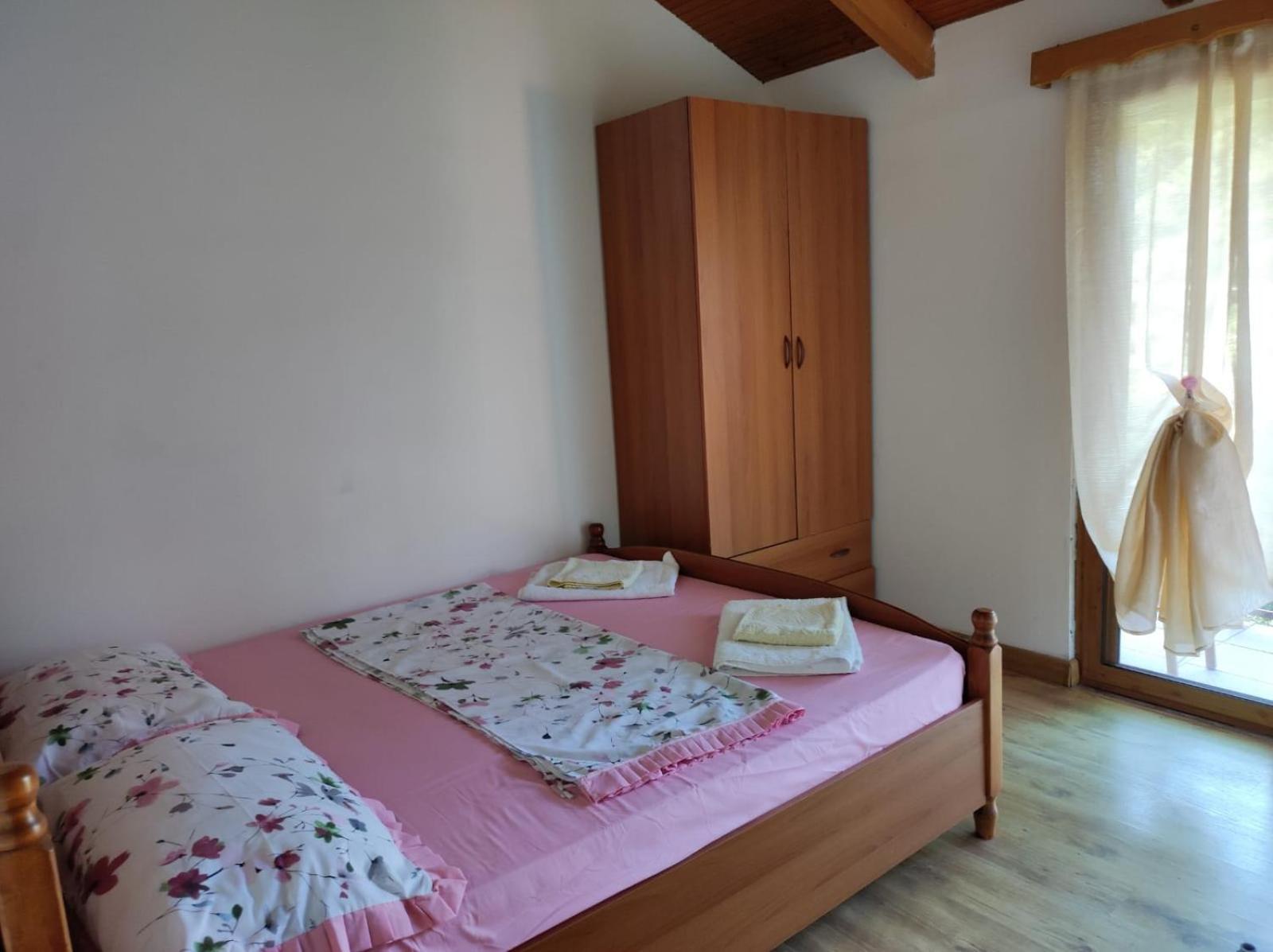 Hotel Toni Llogora Dukat المظهر الخارجي الصورة